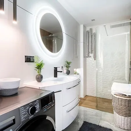 公寓 Luxury 88 M2, 3 Bedrooms Living 卢布林