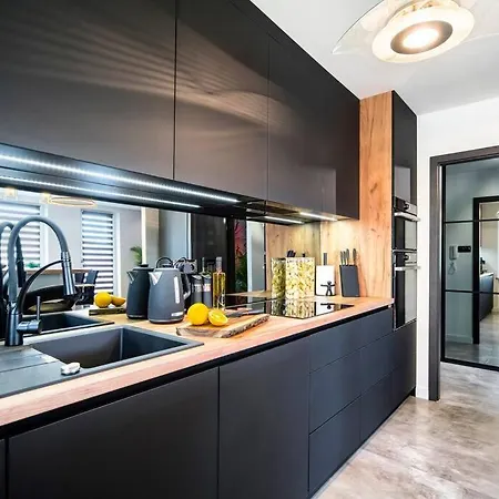 Luxury 88 M2, 3 Bedrooms Living 公寓 卢布林