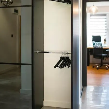 公寓 Luxury 88 M2, 3 Bedrooms Living 卢布林